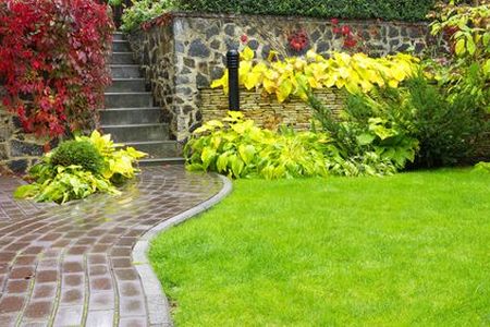 Tackling Your Landscaping Throughout The Year